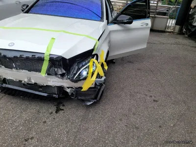 2016 Mercedes-Benz C 63 AMG WDDWF8HB5GF312163 VIN:WDDWF8HB5GF312163