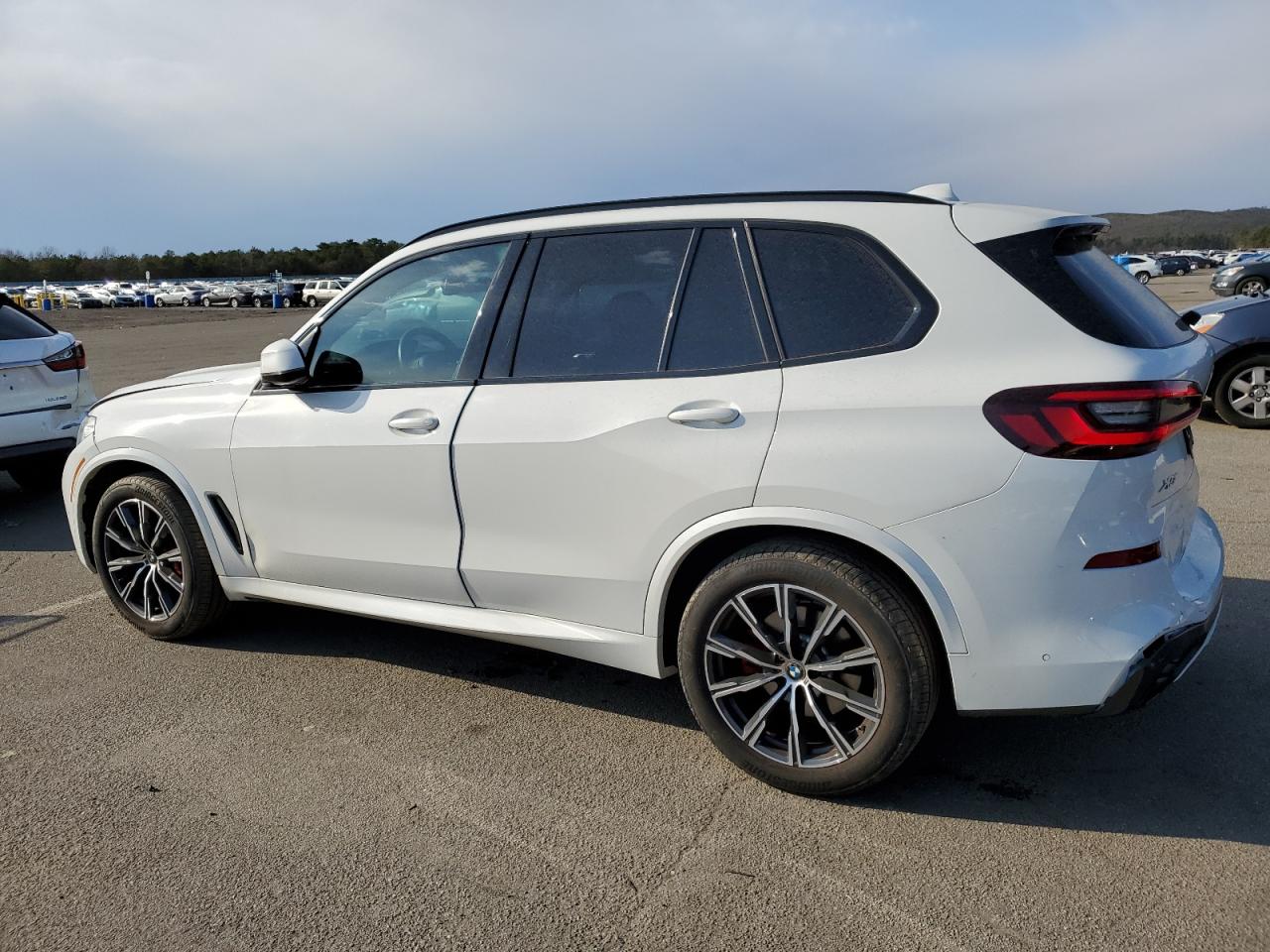 2022 BMW X5 XDRIVE40I VIN:HTTPS://BID.CARS/EN/LOT/1