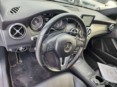 2015 Mercedes-Benz CLA 200 WDDSJ0BB4FN132071 VIN:WDDSJ0BB4FN132071