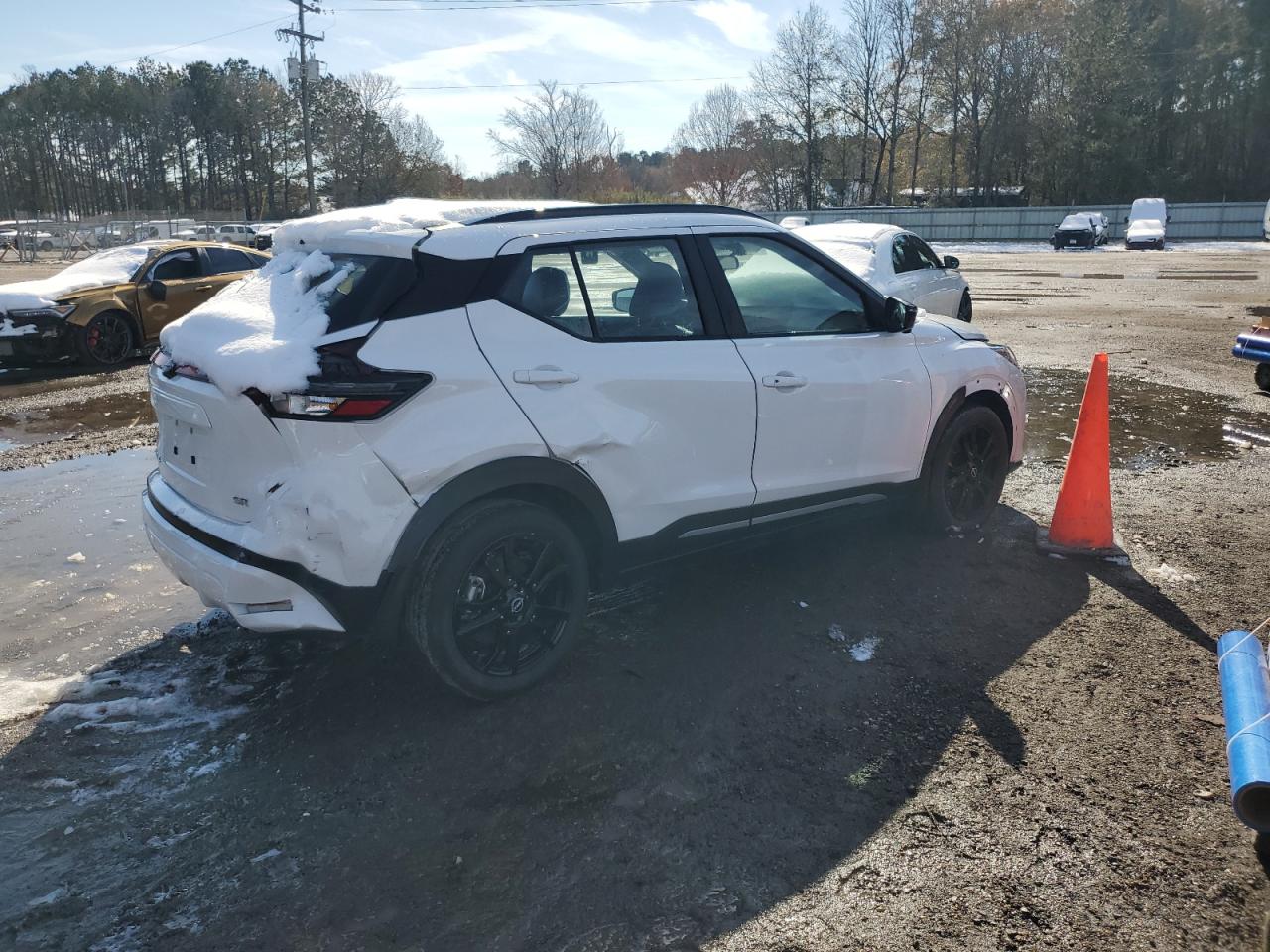 2023 NISSAN KICKS SR VIN:3N1CP5DV1PL571928