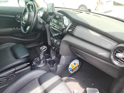 2015 MINI Cooper VIN: