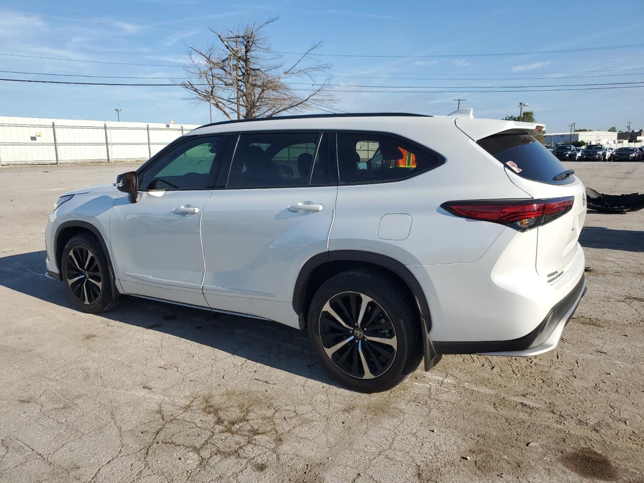 2022 TOYOTA HIGHLANDER XSE VIN:5TDJZRBH0NS207820