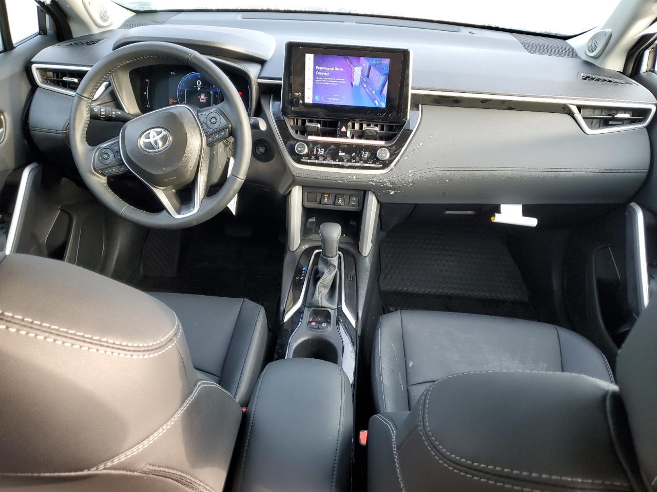 2024 TOYOTA COROLLA CROSS XLE VIN:7MUDAAAG4RV114759