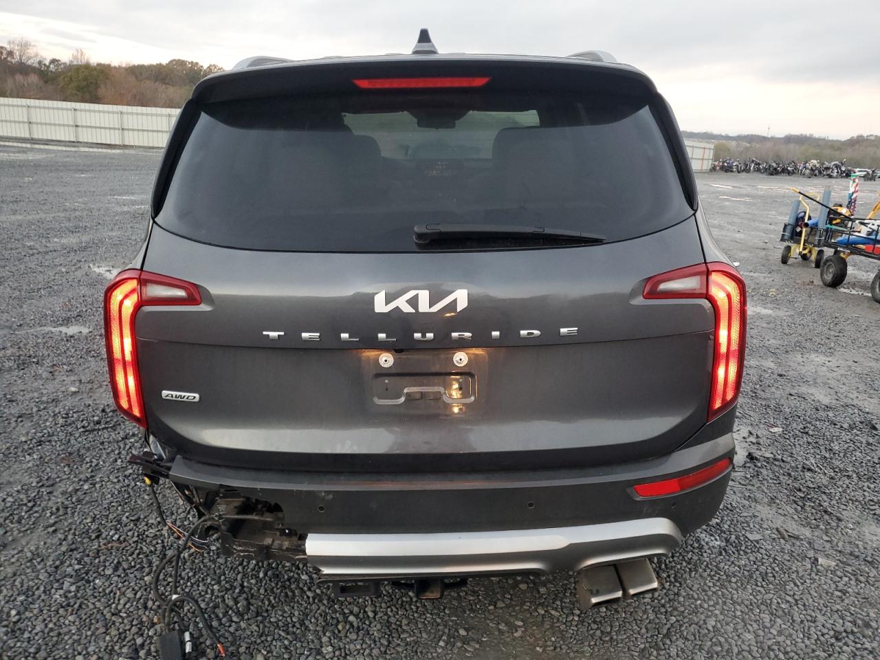 2022 KIA TELLURIDE S VIN:5XYP6DHC8NG236237
