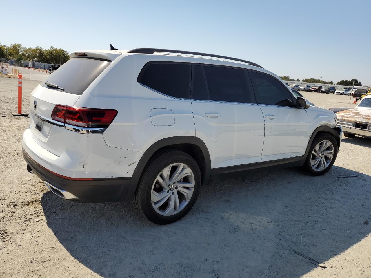 2023 VOLKSWAGEN ATLAS SE VIN:1V2JR2CA0PC541972