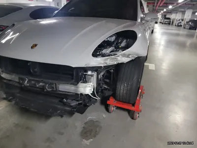 2023 Porsche Macan VIN: