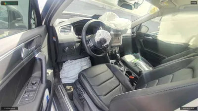 2020 Volkswagen Tiguan WVGZZZ5NZLW379273 VIN:WVGZZZ5NZLW379273
