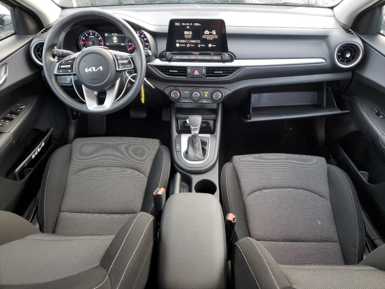 2024 KIA FORTE LX VIN:3KPF24AD5RE760085