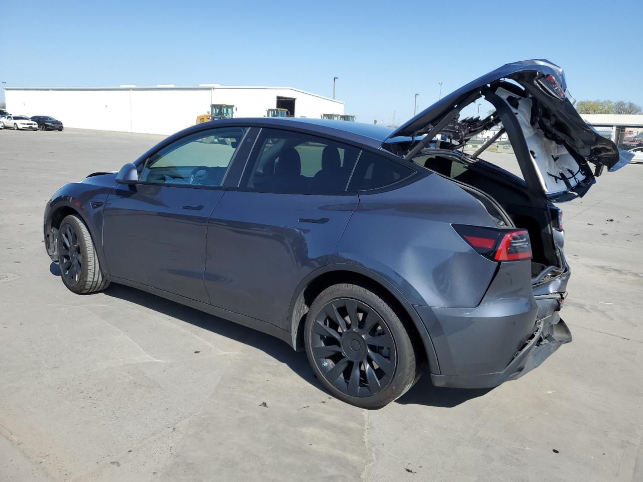 2023 TESLA MODEL Y  VIN:7SAYGAEE9PF627707