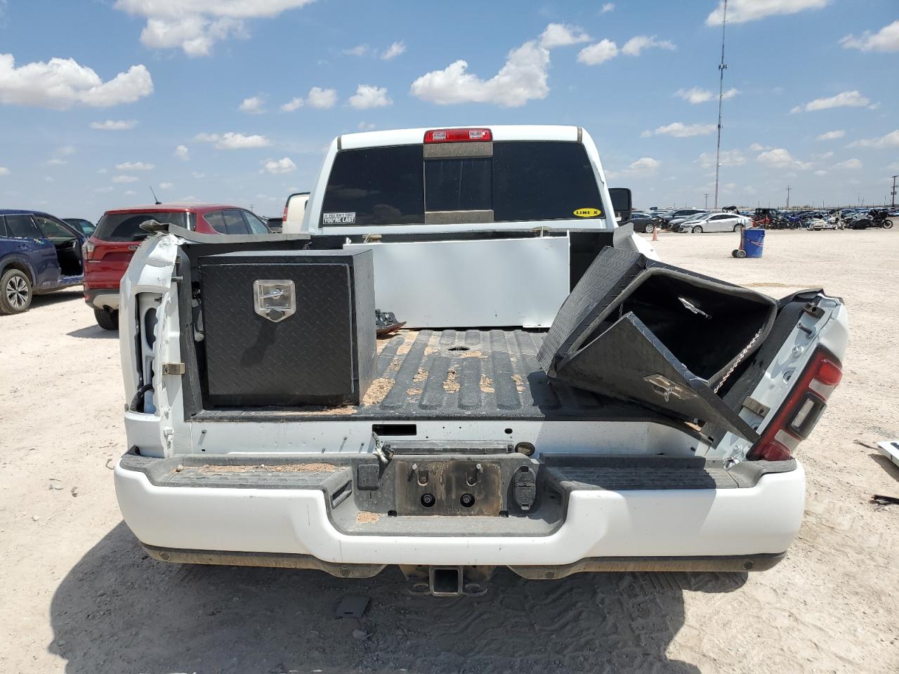 2024 RAM 3500 LARAMIE VIN:3C63RRML0RG229435