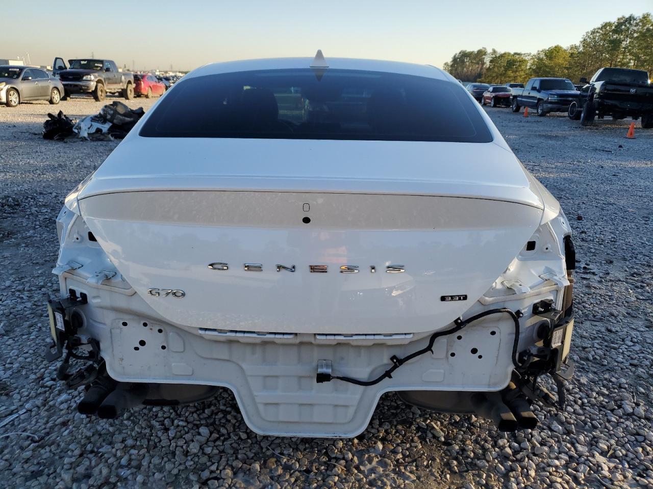 2022 GENESIS G70 BASE VIN:KMTG54TE7NU082034