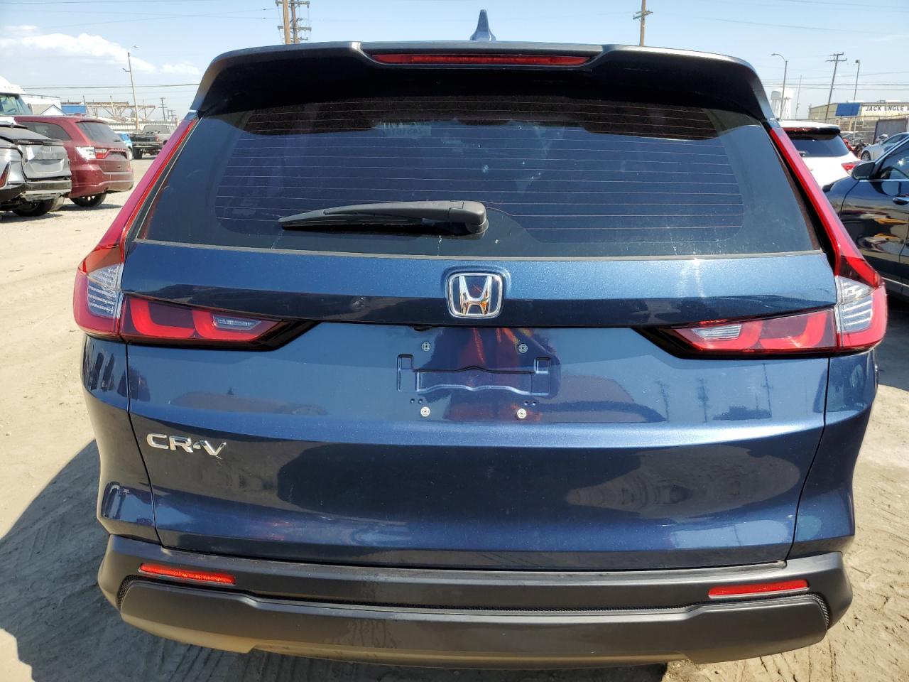 2023 HONDA CR-V LX VIN:2HKRS3H28PH306367