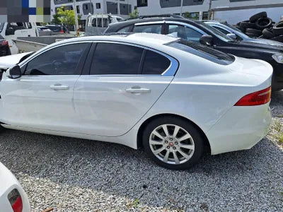 2015 Jaguar XE VIN: