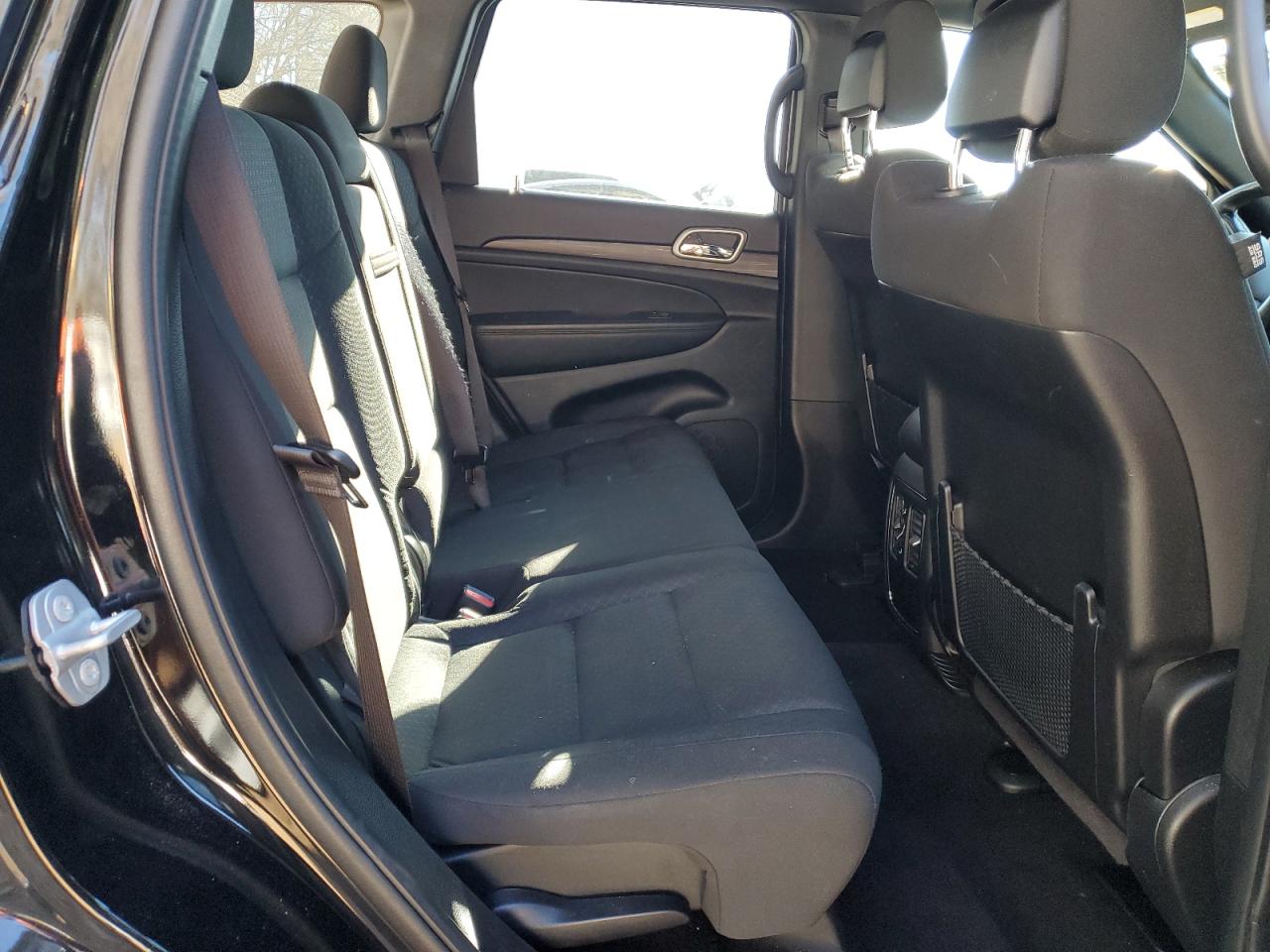 2022 JEEP GRAND CHEROKEE LAREDO E VIN:1C4RJFAGXNC142980