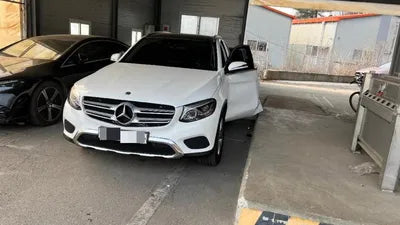 2017 Mercedes-Benz GLC 220 VIN: