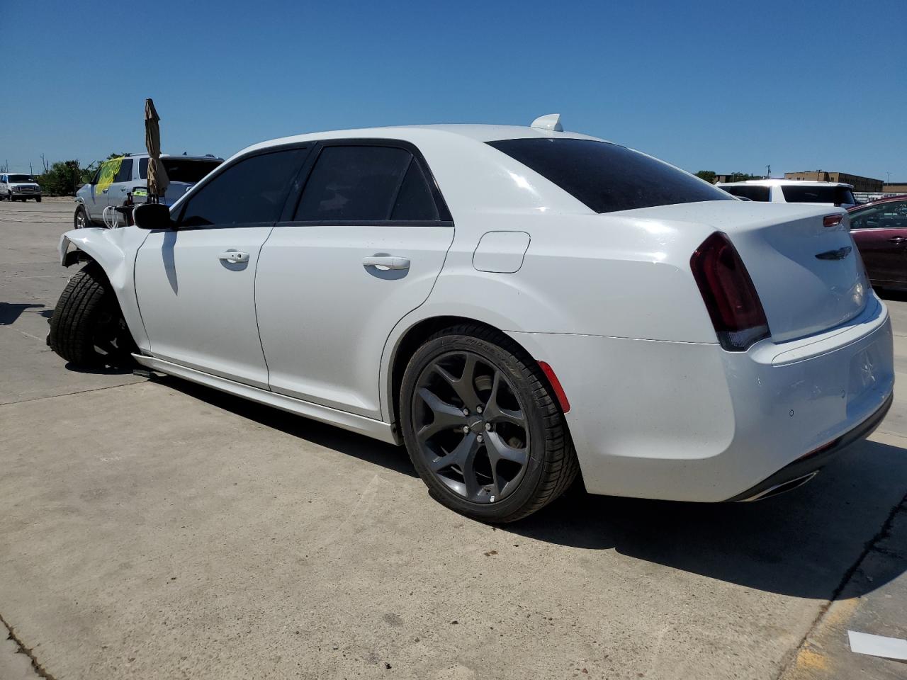 2022 CHRYSLER 300 TOURING L VIN:2C3CCADG2NH104028