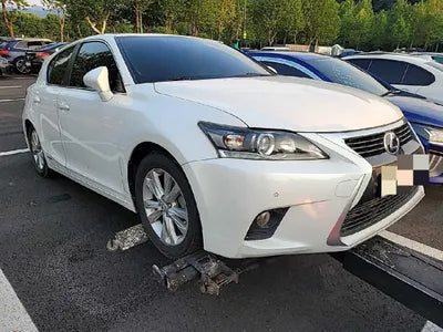 2014 Lexus CT 200h VIN: