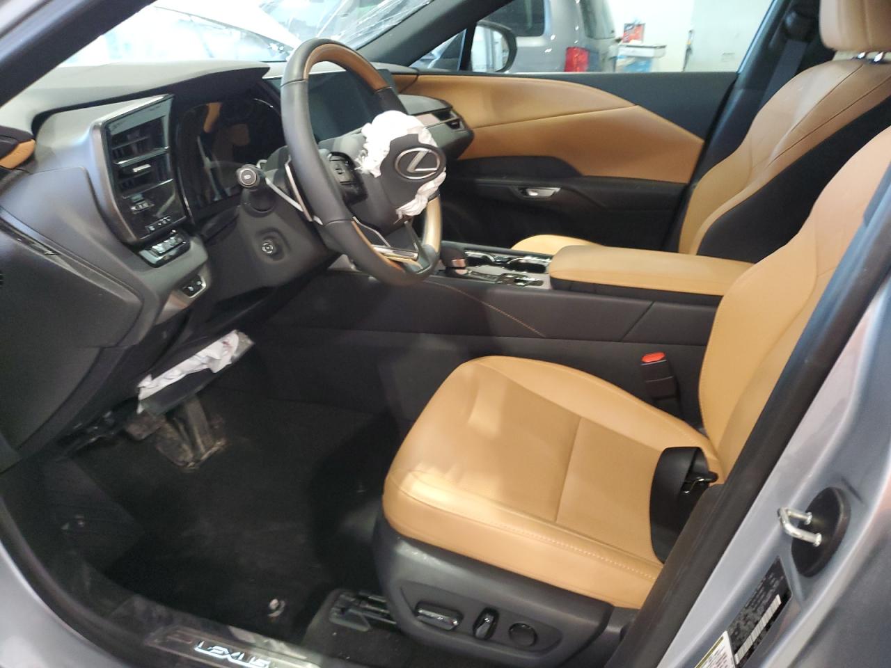 2024 LEXUS RX 350 BASE VIN:2T2BAMBA1RC042761