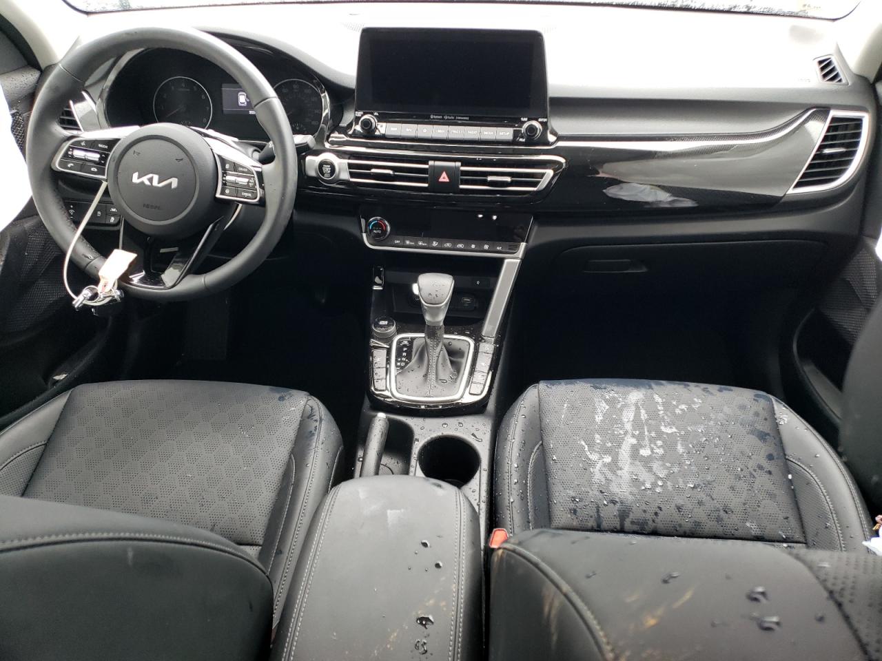 2023 KIA SELTOS EX VIN:KNDERCAA3P7467032