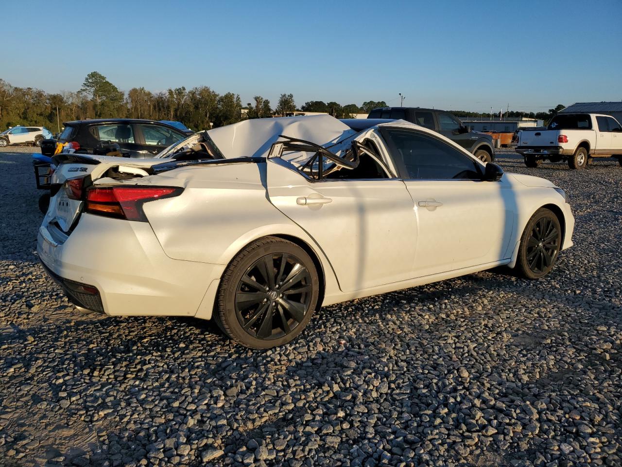 2022 NISSAN ALTIMA SR VIN:1N4BL4CVXNN319355