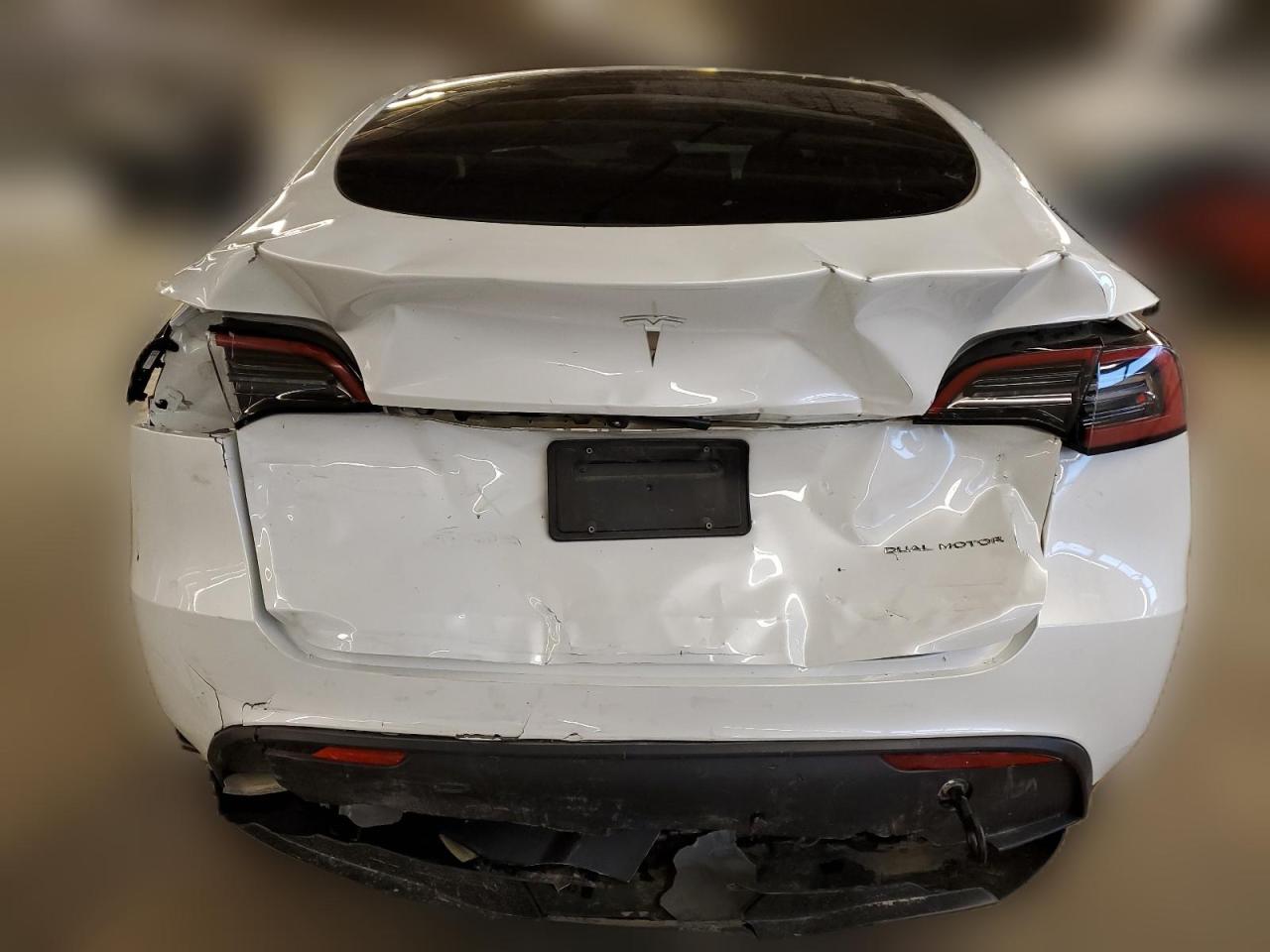 2023 TESLA MODEL Y  VIN:7SAYGDEE2PA144316