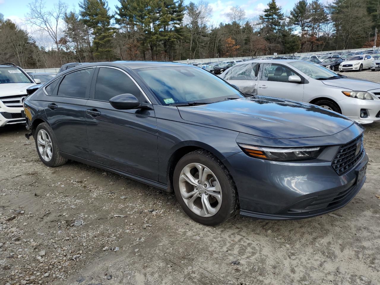 2024 HONDA ACCORD LX VIN:1HGCY1F29RA034497
