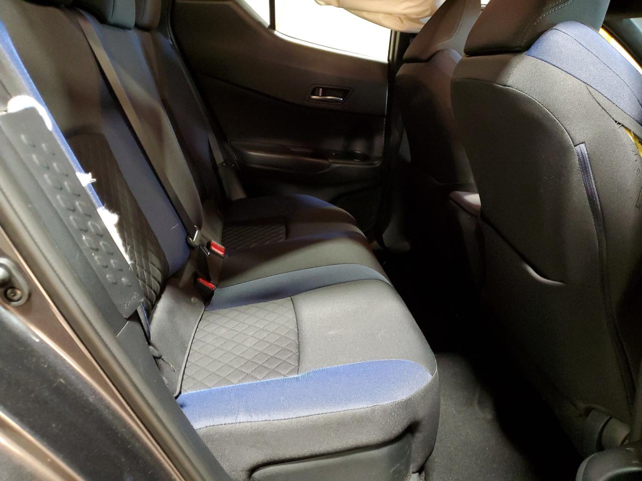 2022 TOYOTA C-HR XLE VIN:NMTKHMBX6NR143475