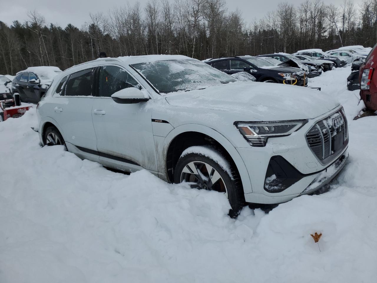 2022 AUDI E-TRON PREMIUM VIN:WA1AAAGE6NB042543