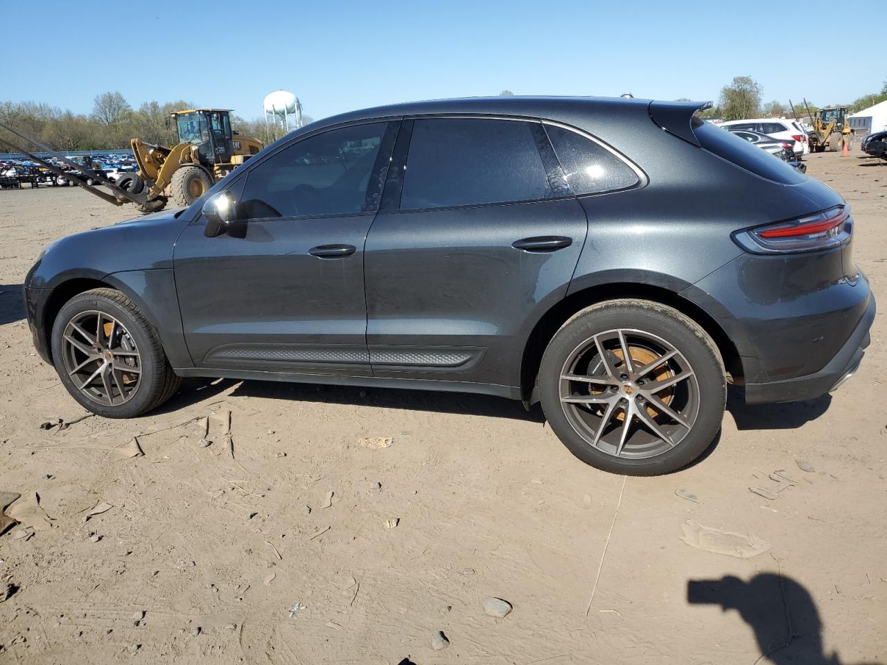 2022 PORSCHE MACAN  VIN:WP1AA2A59NLB08404