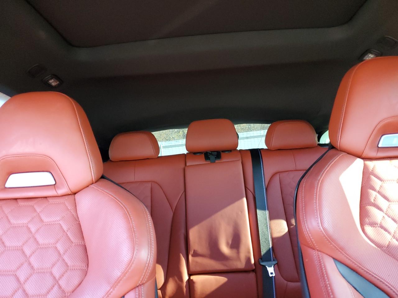 2024 BMW X4 M VIN:5YM23EC01R9W18369