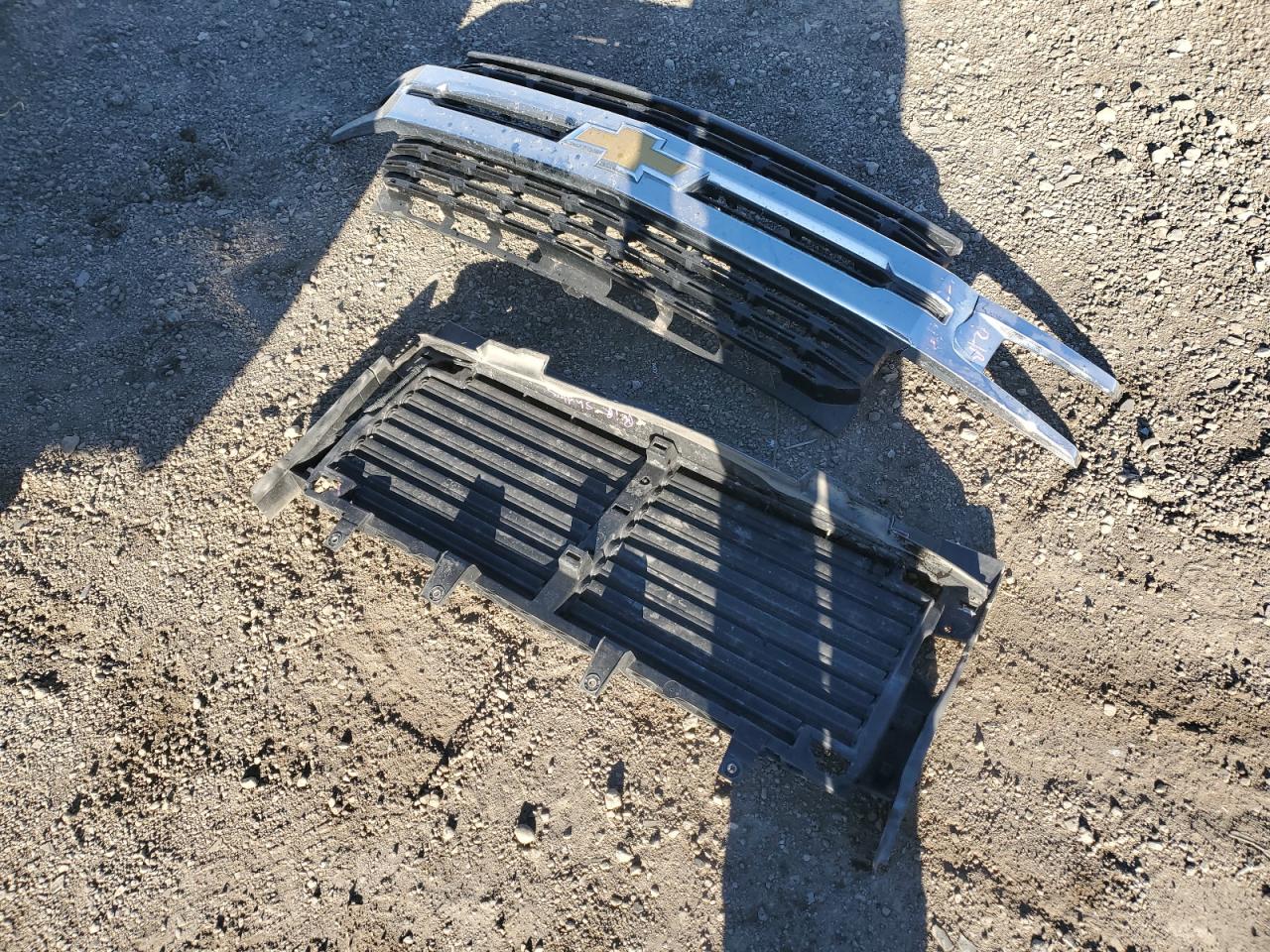 2022 CHEVROLET SILVERADO LTD K1500 LT VIN:3GCUYDED3NG179702