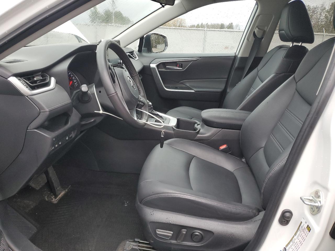 2022 TOYOTA RAV4 XLE VIN:2T3R1RFV4NW289947