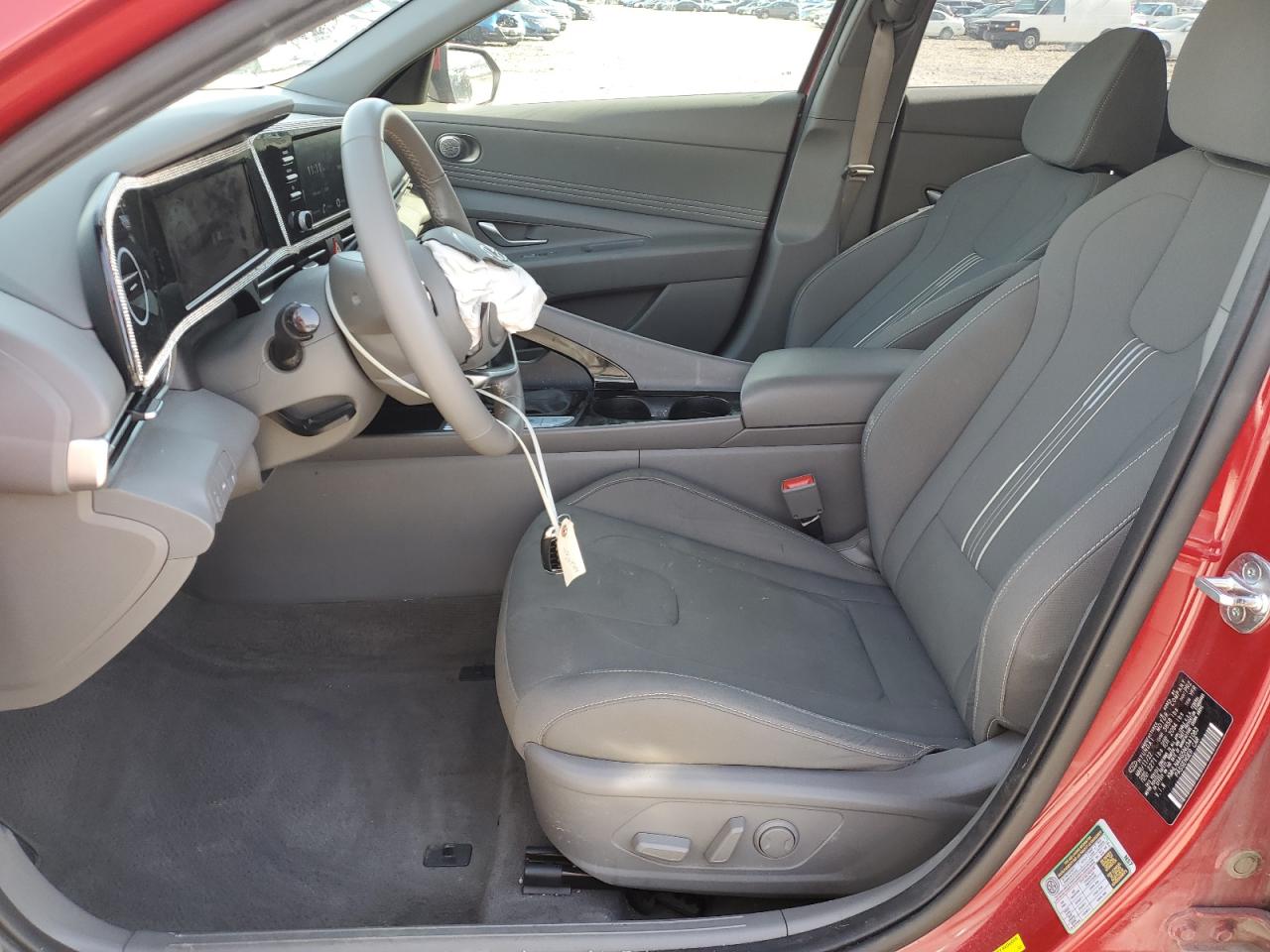 2022 HYUNDAI ELANTRA SEL VIN:KMHLN4AG5NU341083