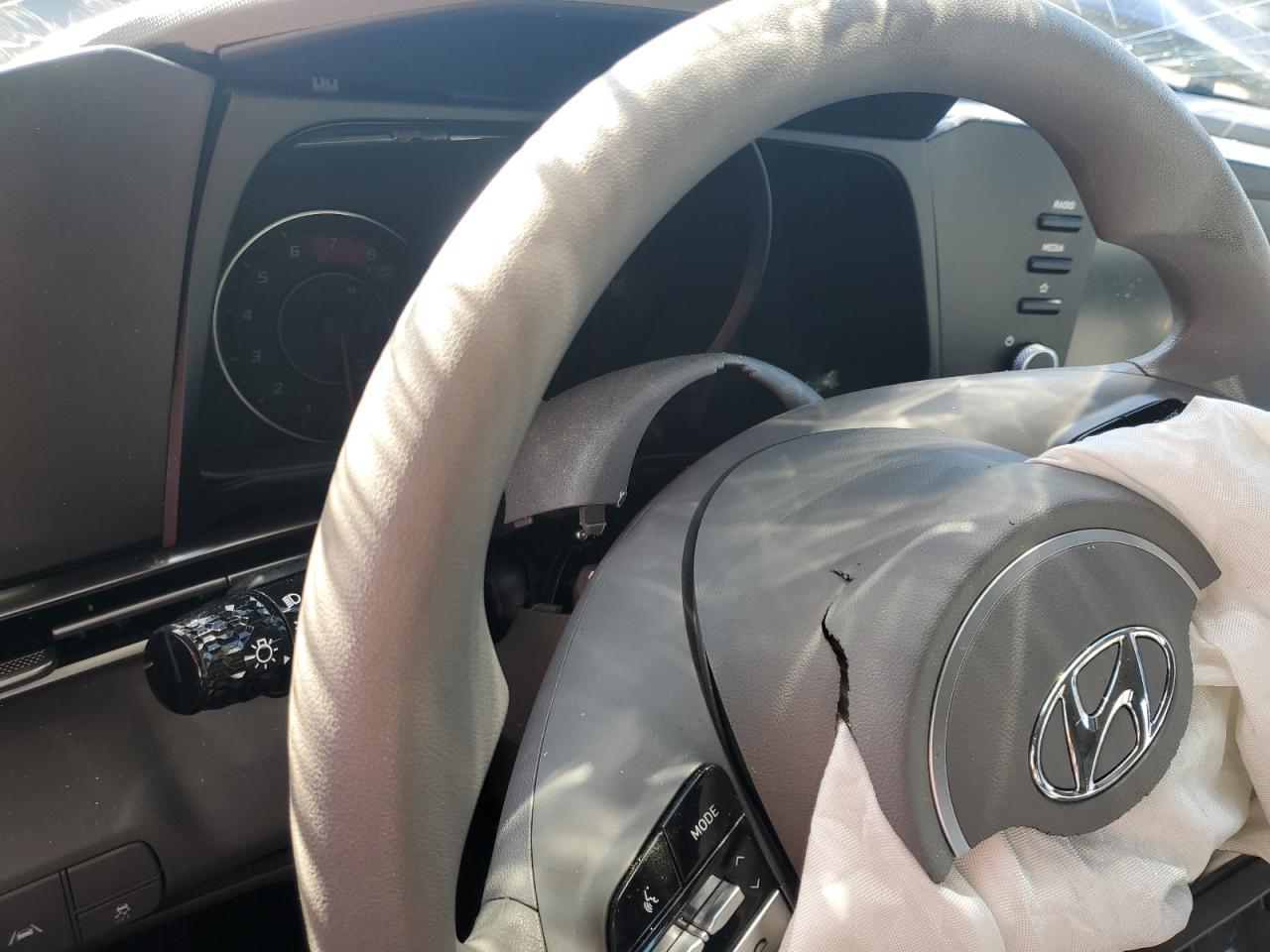 2023 HYUNDAI ELANTRA SEL VIN:5NPLM4AG1PH105213