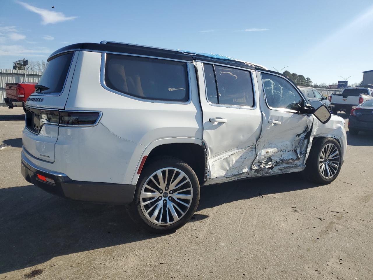 2022 JEEP GRAND WAGONEER SERIES III VIN:1C4SJVGJ2NS138006