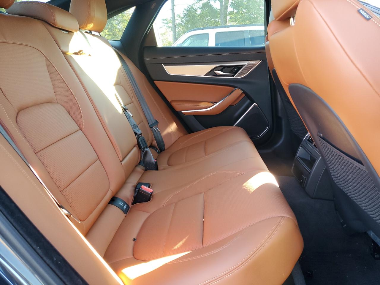 2023 JAGUAR XF R-DYNAMIC SE VIN:SAJBL4GX9PCY92589