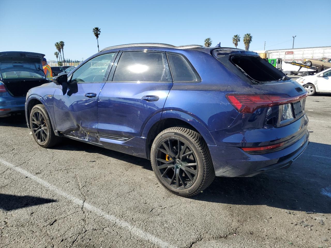 2022 AUDI E-TRON CHRONOS VIN:WA1VABGE0NB033604