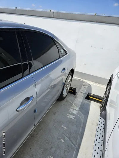 2015 Audi A8 WAUZZZ4H9FN026557 VIN:WAUZZZ4H9FN026557