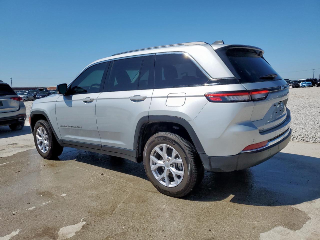 2022 JEEP GRAND CHEROKEE LIMITED VIN:1C4RJGBG1N8570458