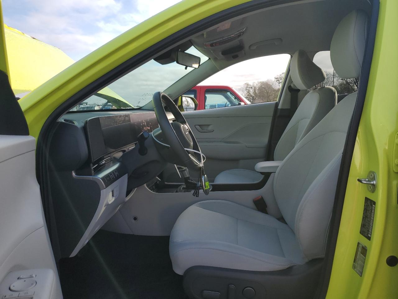 2024 HYUNDAI KONA SEL VIN:KM8HB3AB2RU100102