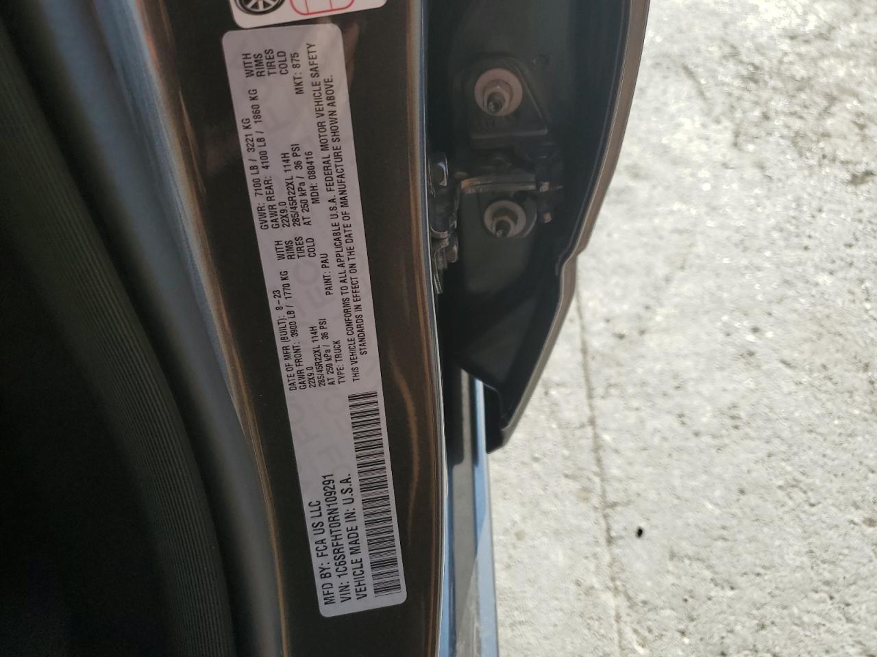 2024 RAM 1500 LIMITED VIN:1C6SRFHT0RN109291