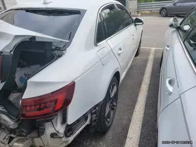 2019 Audi A4 WAUZZZF41KA120878 VIN:WAUZZZF41KA120878
