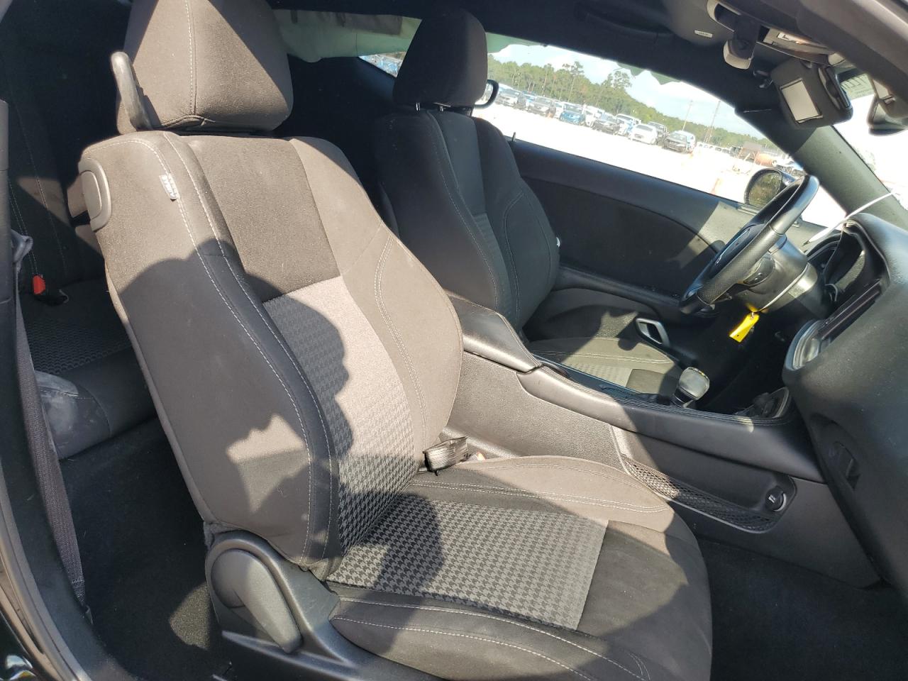 2022 DODGE CHALLENGER SXT VIN:2C3CDZAG4NH140237