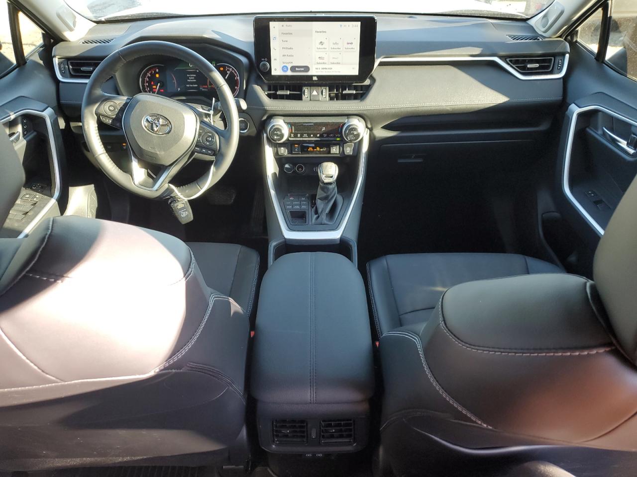 2023 TOYOTA RAV4 XLE PREMIUM VIN:JTMA1RFV4PD102526