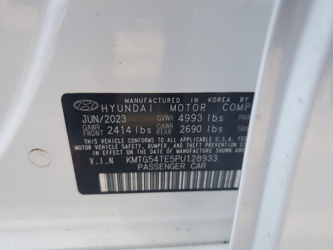 2023 GENESIS G70 BASE VIN:KMTG54TE5PU128933