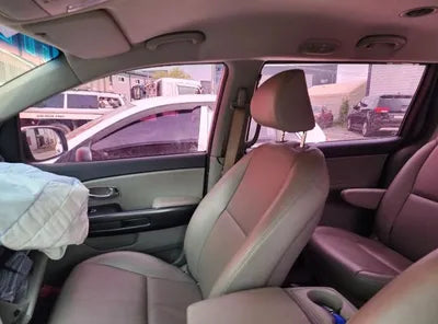 2014 Kia Carnival VIN: