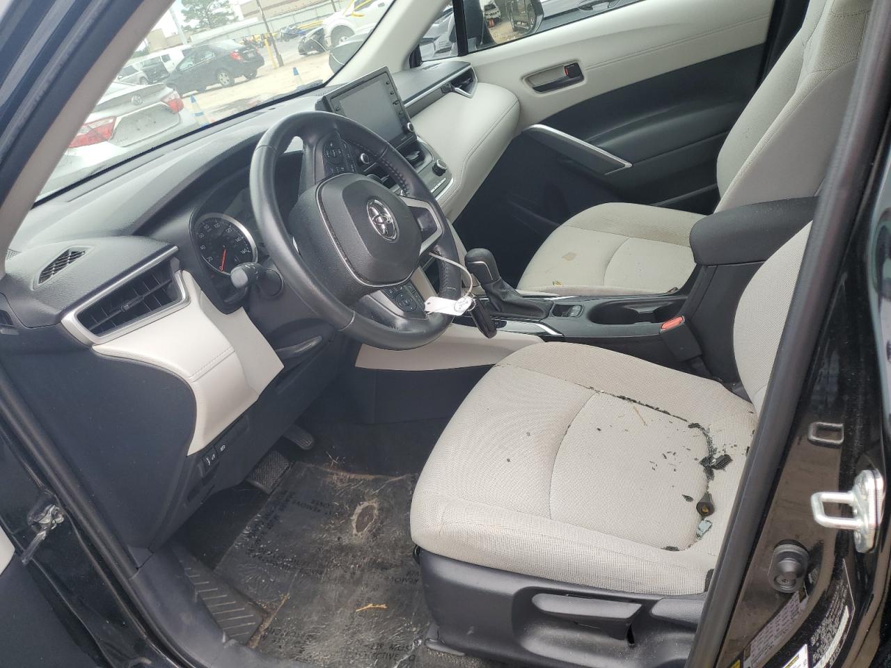 2022 TOYOTA COROLLA CROSS LE VIN:7MUCAAAG6NV015804