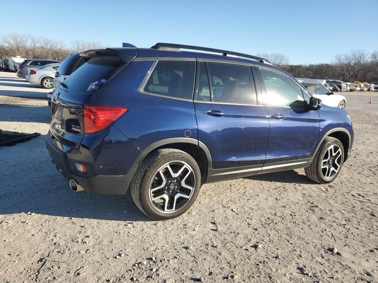 2022 HONDA PASSPORT ELITE VIN:5FNYF8H01NB023932