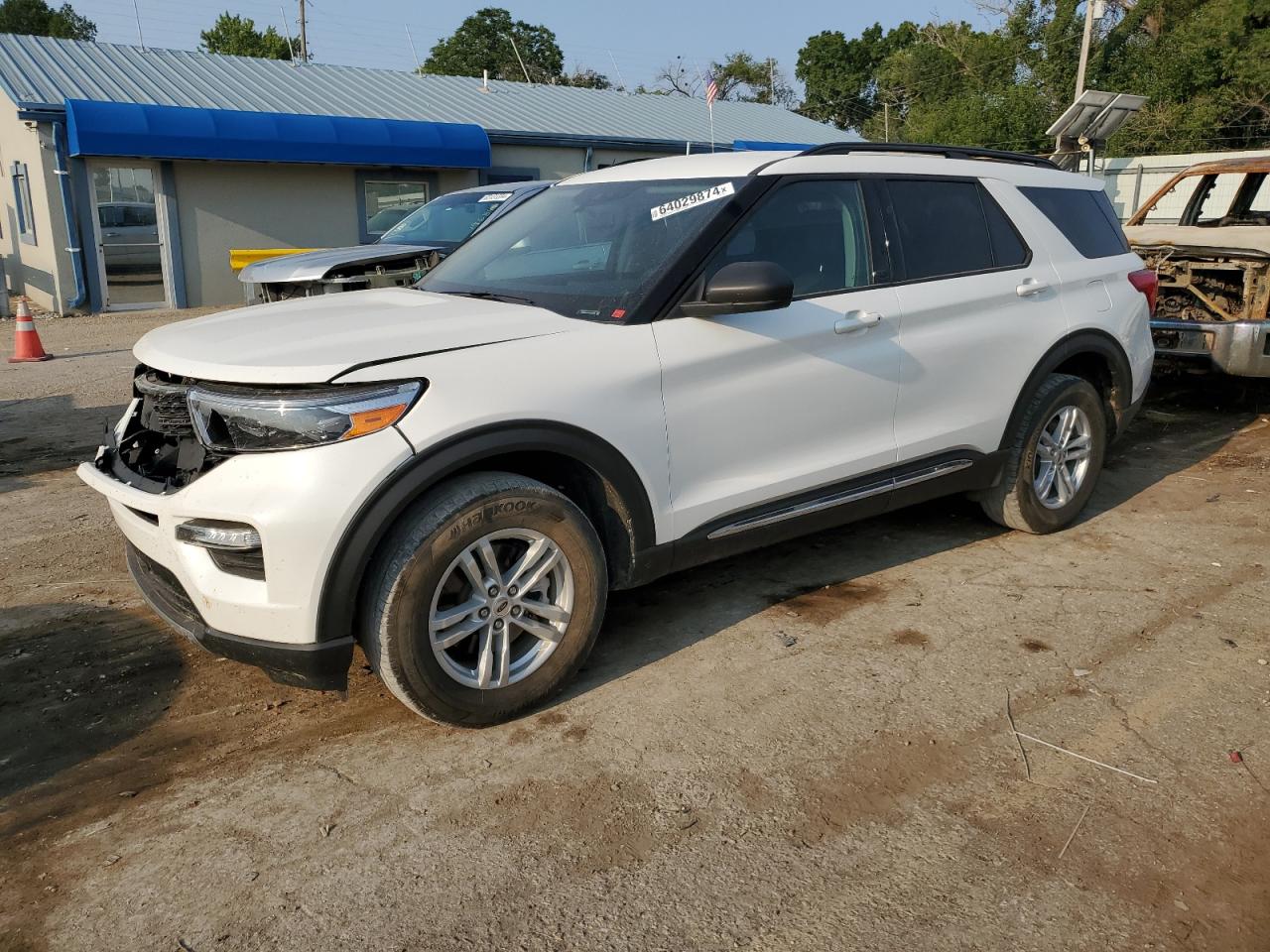 2022 FORD EXPLORER XLT VIN:1FMSK8DH4NGA38228