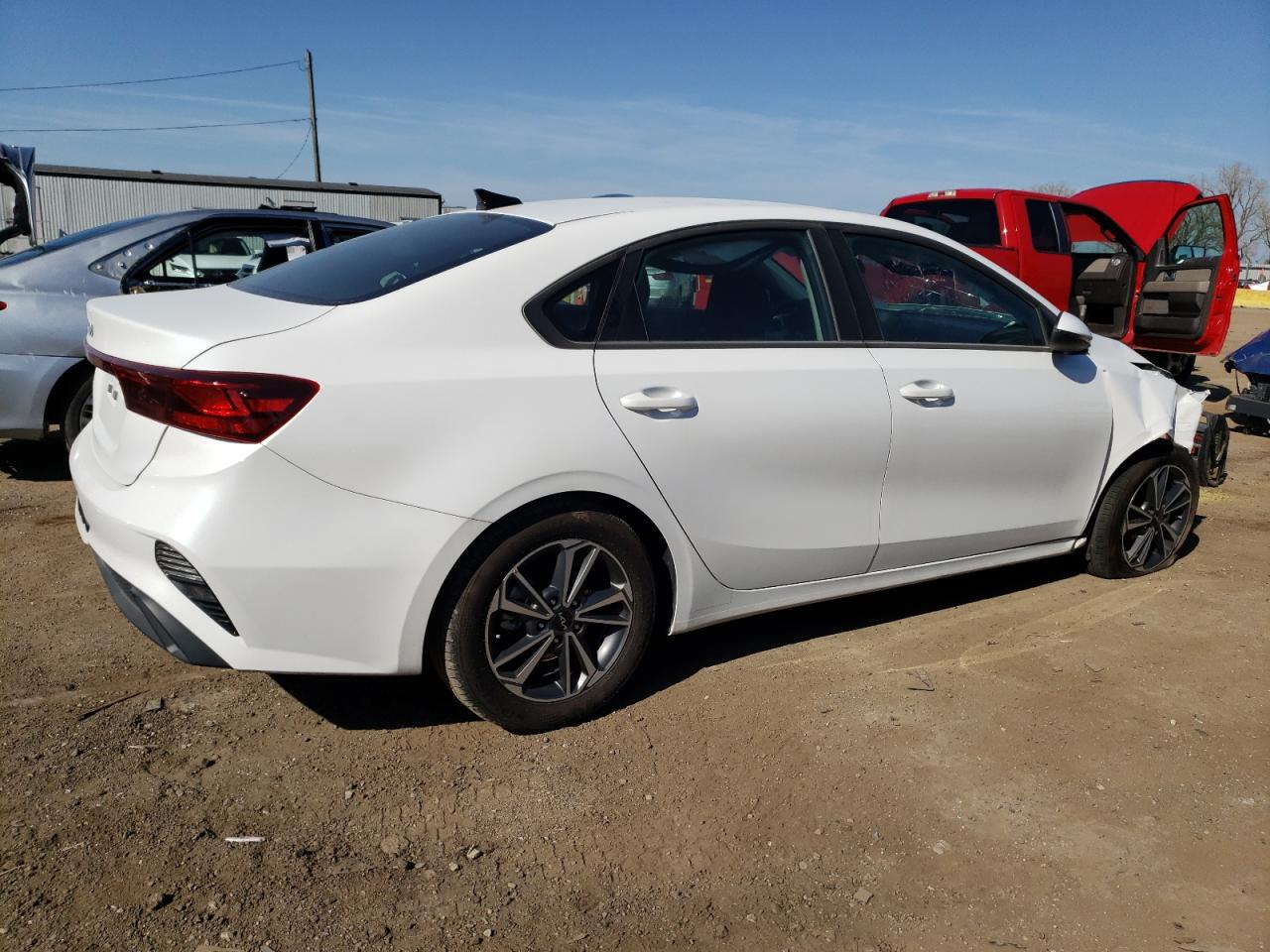 2022 KIA FORTE FE VIN:3KPF24AD6NE475535
